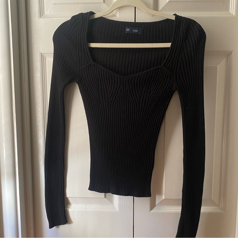 Gap ribbed sweetheart neck sweater